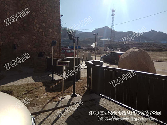 尚城莊園小區車牌識別項目